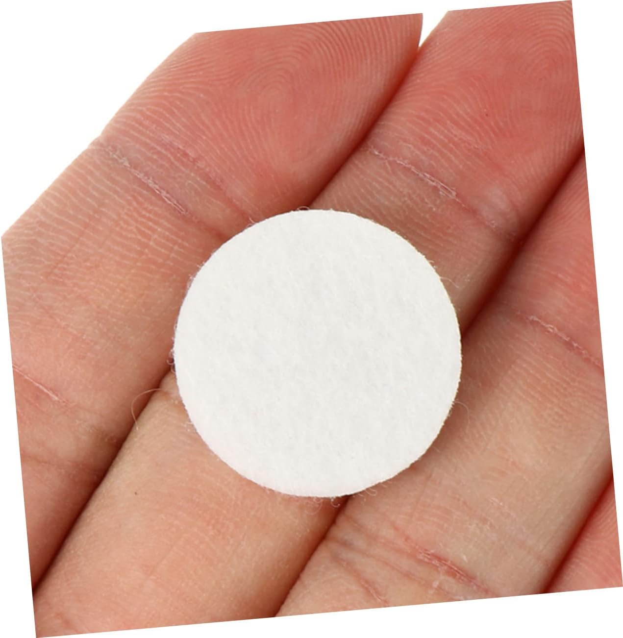 PRETYZOOM 100pcs Organic Cotton Aromatherapy Diffuser Pad Refills for Necklace