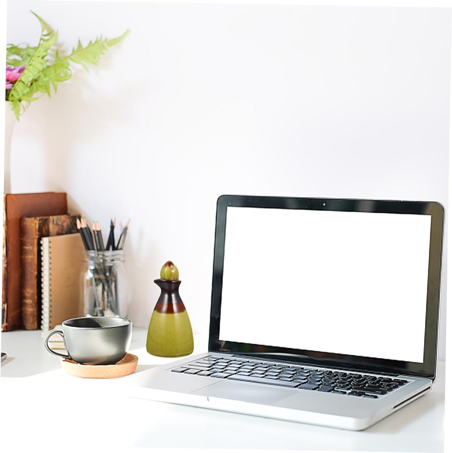 Vaguelly Ceramic Essential Oil Diffuser Bottle