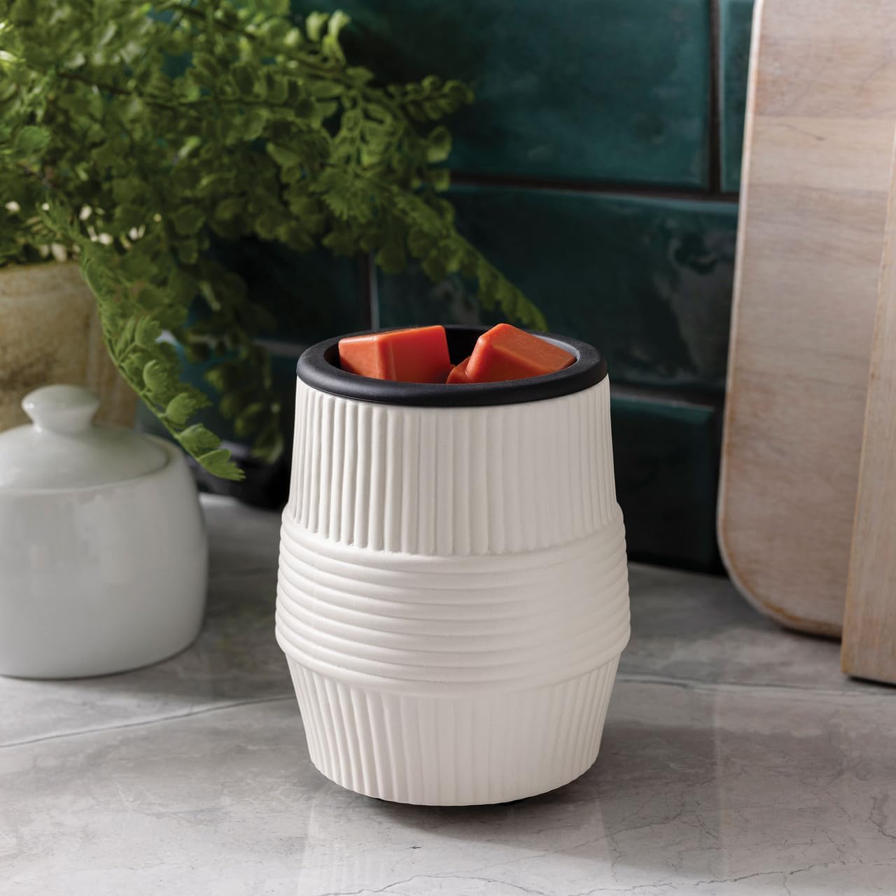Candle Warmers Etc Wax Melt Warmer with Silicone Dish and Porcelain Ridges