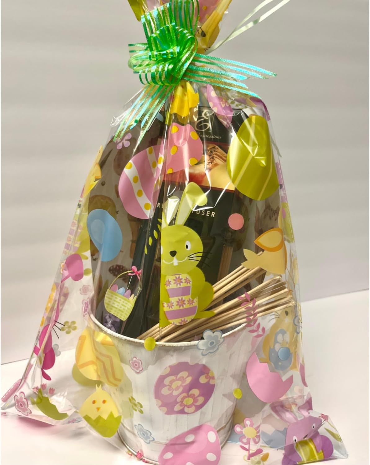 Hosley Easter Basket Gift Set with Metal Pail and Apple Cinnamon Reed Diffuser