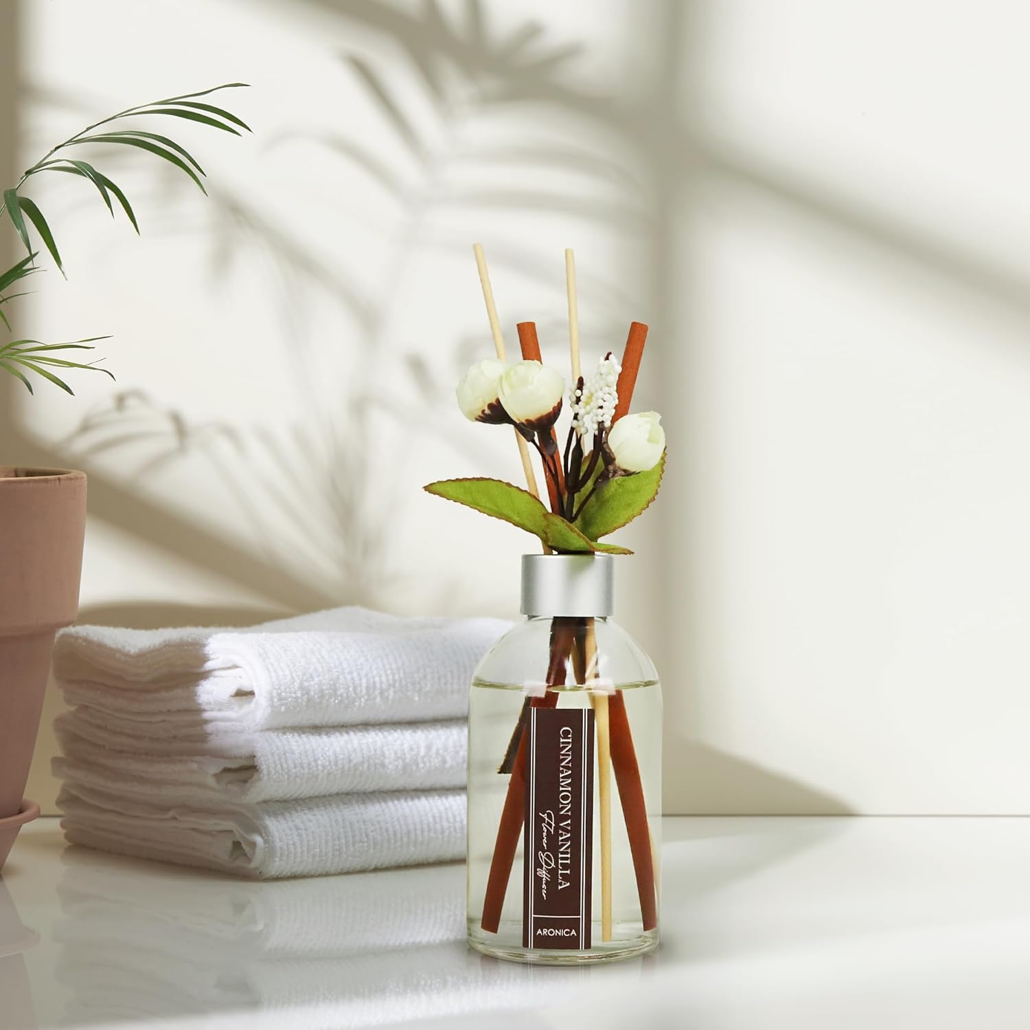 Aronica Cinnamon Vanilla Diffuser with Flower
